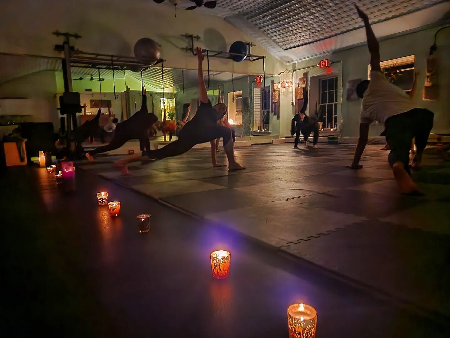Last week, we celebrated the Winter Solstice with a Mobilize and Move class by candlelight. We have a few months left of cold and darkness, but each day, I look forward to the warmth, light, and life that the DRM community brings to the studio each d
